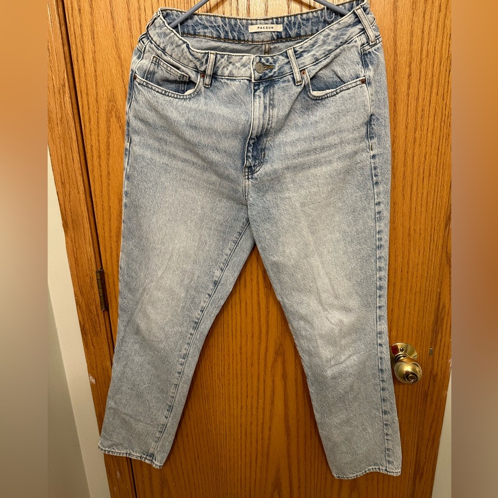 Pacsun Light-washed Denim Mom Jeans 👖